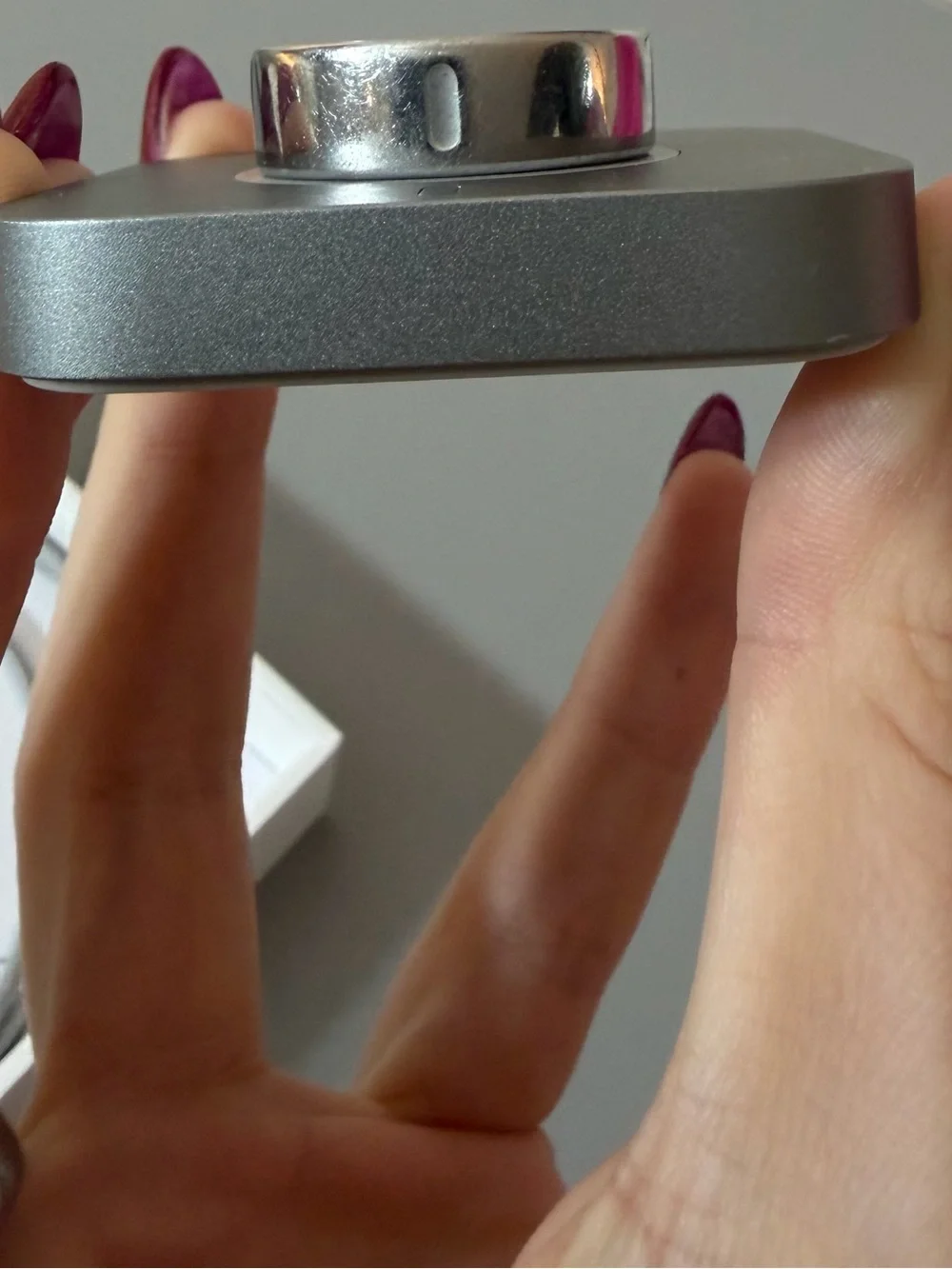 Oura Ring 4 Silver Size 10 – Like New – Complete Set – $250